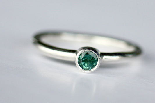 Green Tourmaline minimal stacking ring