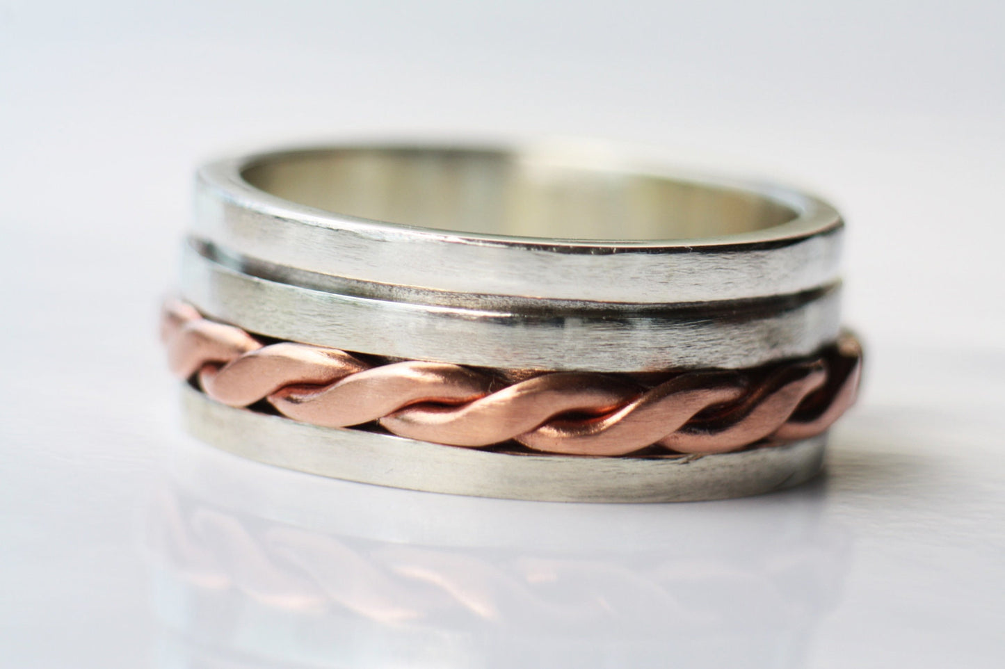 Double Spinner ring with copper braid