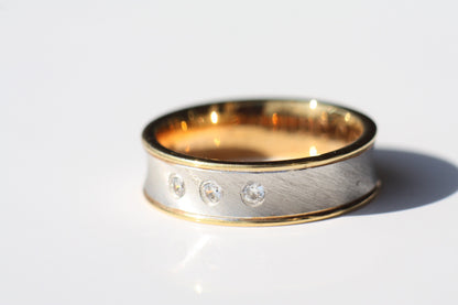 White and Yellow 14K Gold Wedding ring