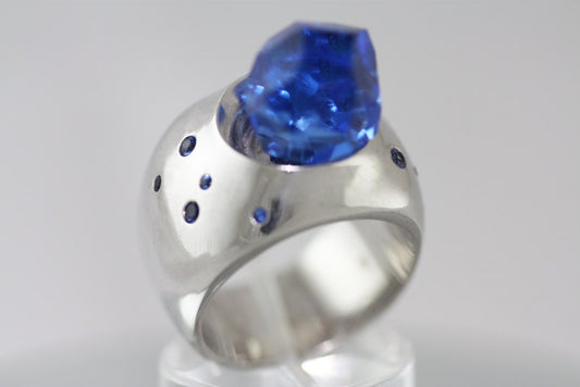 Blue Quartz silver ring with Sapphires