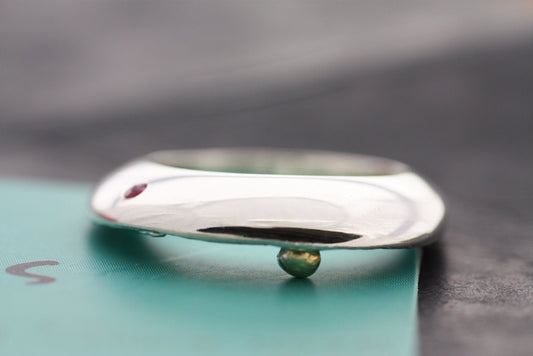 Silver ring with pink Sapphire and Gold K18 details