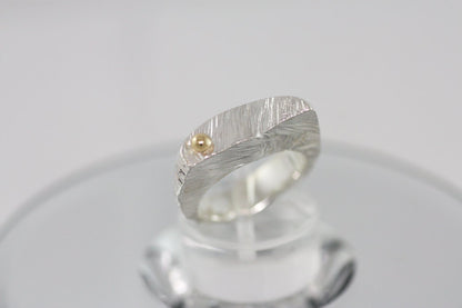 Yellow Sapphire silver ring with Gold K18 detail