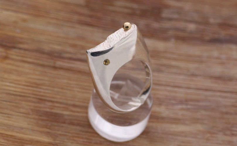 Yellow Sapphire silver ring with Gold K18 detail