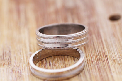 Gold soft brushed pattern ring