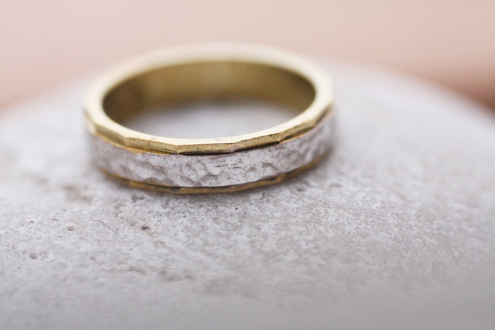 Hammered 18K Yellow Gold Wedding Ring